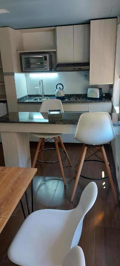Departamento Con Cochera Muy Bien Ubicado En Ciudad Mendoza Bagian luar foto