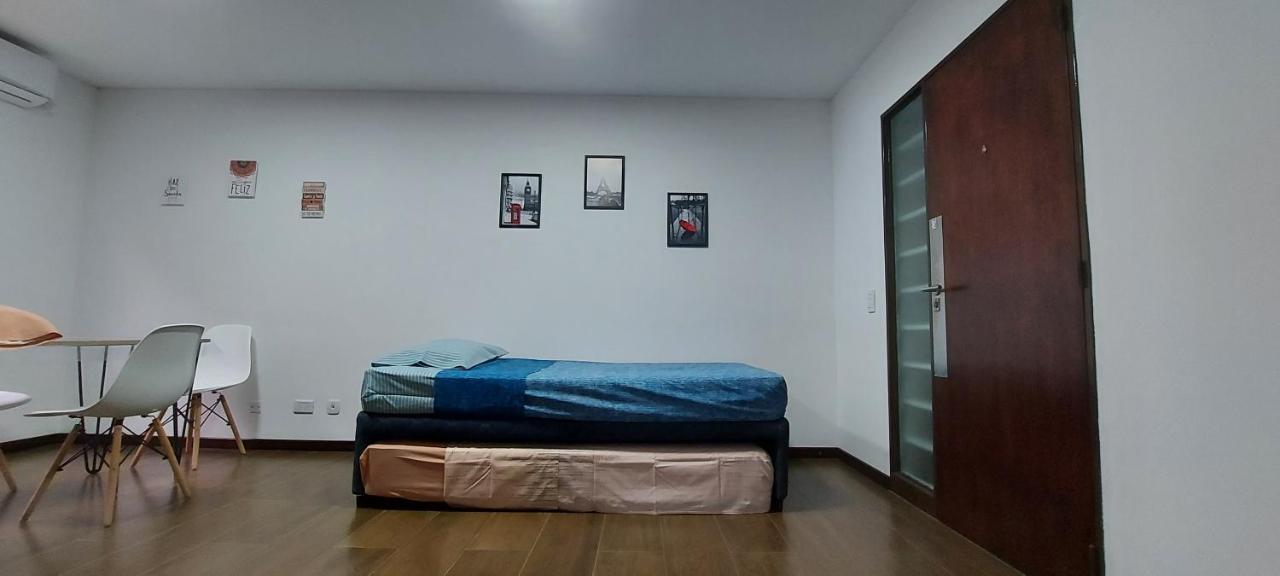 Departamento Con Cochera Muy Bien Ubicado En Ciudad Mendoza Bagian luar foto